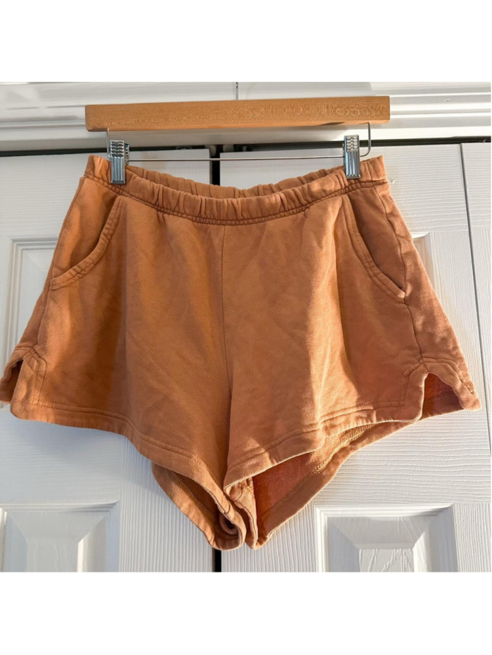 Aerie burnt orange shorts in a S #aerie #summer